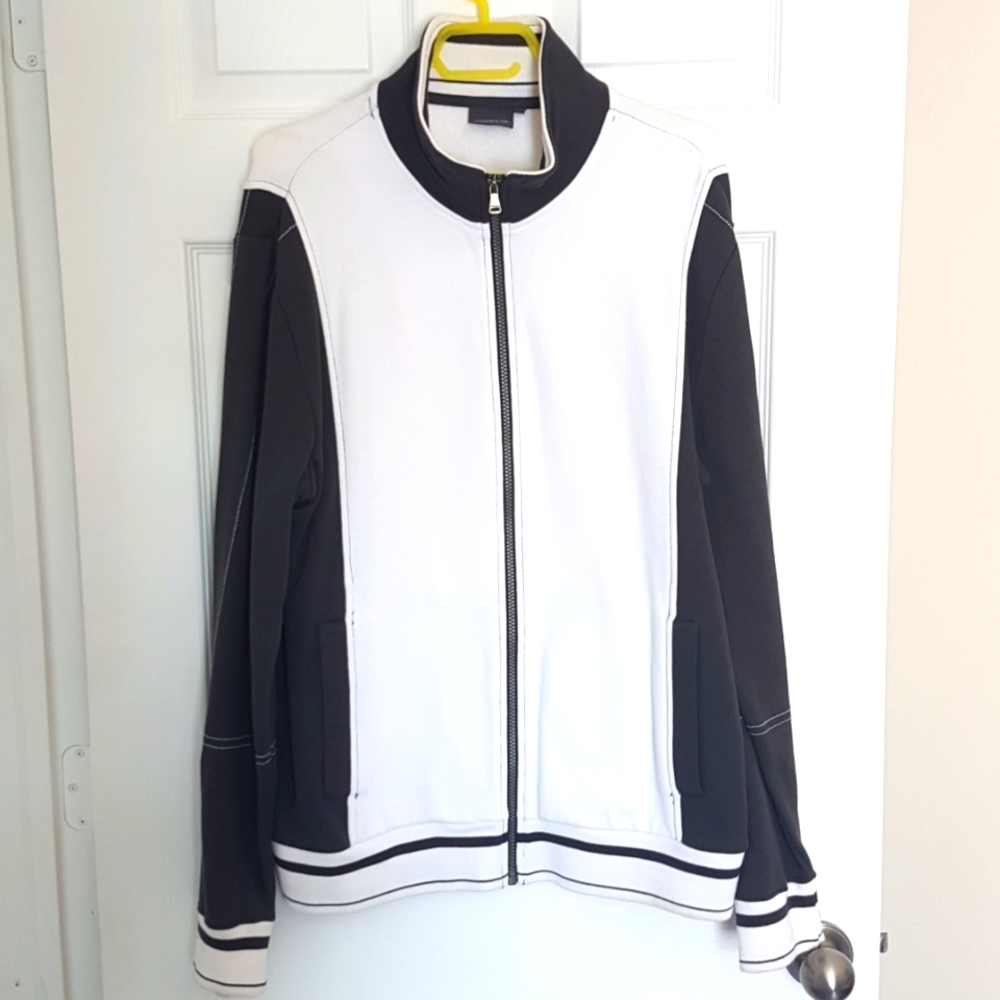 RW&CO mens zip up sweater - large
